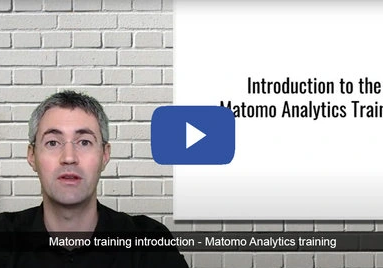 Ronan Chardonneau présentant Matomo sur le site officiel